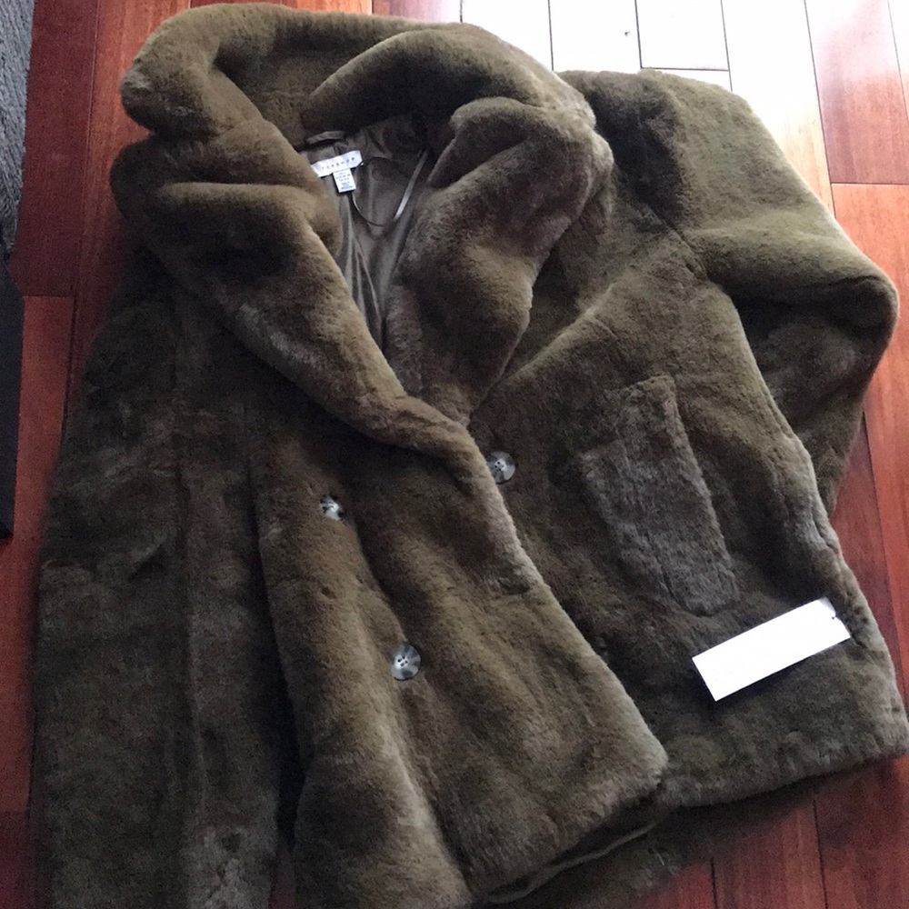 COPY - Topshop Ally Faux Fur Double Breasted Jack…